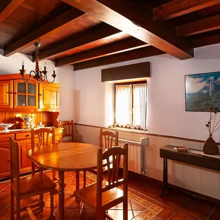 Alpesi faház Appto Turistico Tapia 1 Luces